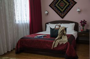 Hotel Jipek Joli