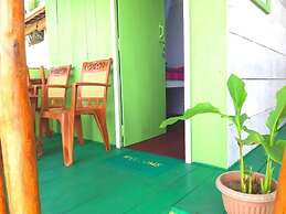 Luna Beach Home & Cabanas - Hostel