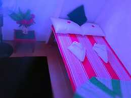 Luna Beach Home & Cabanas - Hostel