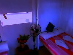 Luna Beach Home & Cabanas - Hostel