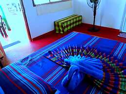 Luna Beach Home & Cabanas - Hostel