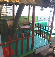 Luna Beach Home & Cabanas - Hostel