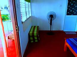 Luna Beach Home & Cabanas - Hostel