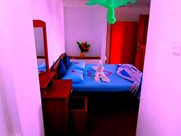 Luna Beach Home & Cabanas - Hostel