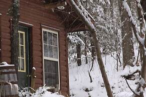 Crystal Cove Bed and Breakfast