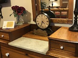 Crystal Cove Bed and Breakfast