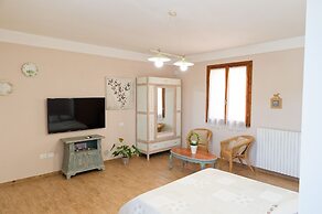 Villa Mandrioli Agriturismo