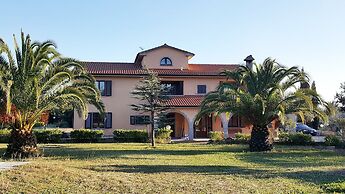 Villa Mandrioli Agriturismo