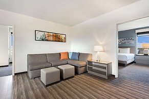 Hyatt House Orlando International Drive