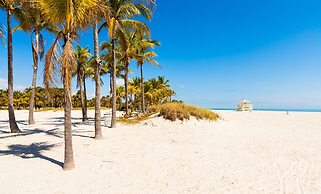 iCoconutGrove Vacation Rentals