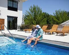 The Inn Hotel, Ascend Hotel Collection
