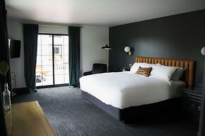 The Inn Hotel, Ascend Hotel Collection