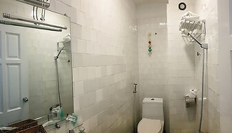 The Phoenix 74 Hotel