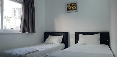 The Phoenix 74 Hotel