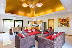 Boutique Balinese 3BR Pool Villa Martin