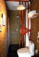 Carpenter's Rustic Courtyard-Great Wall