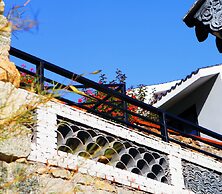 Carpenter's Rustic Courtyard-Great Wall