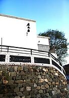 Carpenter's Rustic Courtyard-Great Wall