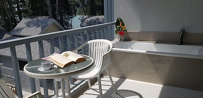 Villa Cha-Cha Krabi Beachfront Resort