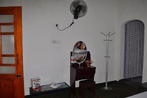 Pine Village Home Stay