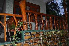 Pine Village Home Stay