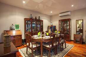 Exotic Boutique 4BR Pool Villa Toya