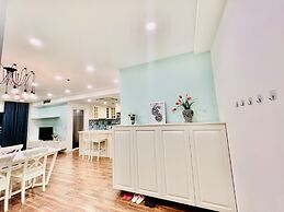 Sunrise City Apartment