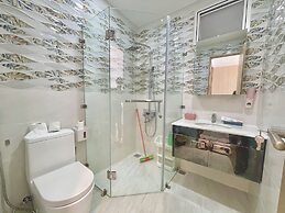 Sunrise City Apartment