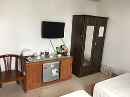 Khach san Phuong Dong