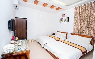 Khach san Phuong Dong