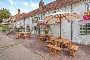 Elizabeth -Tiger Inn