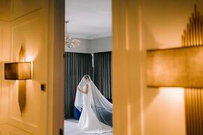Stonehill Suites