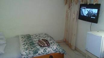 New Mexico Hotel - Takoradi