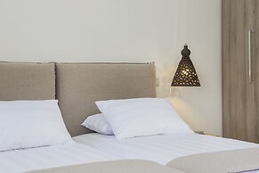 Argostoli Marina Suites