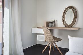 Argostoli Marina Suites