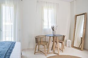 Argostoli Marina Suites