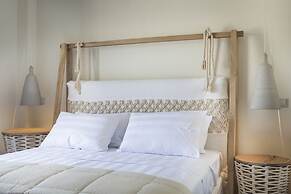 Argostoli Marina Suites