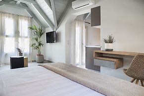 Argostoli Marina Suites