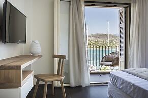 Argostoli Marina Suites