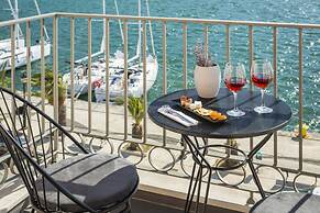 Argostoli Marina Suites
