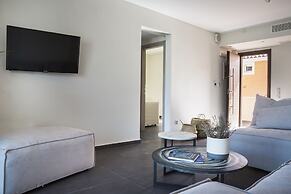 Argostoli Marina Suites