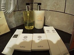 Roman Empire Panglao Boutique Hotel