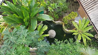 Sunil Garden Unawatuna