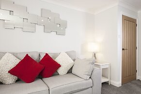 High Hedges Apartments