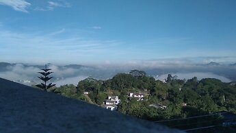 kandy Highland Unique