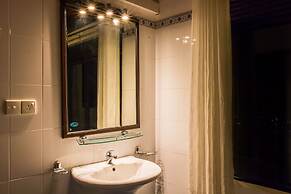 kandy Highland Unique