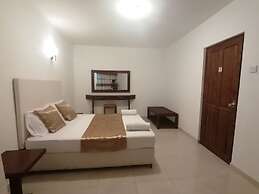 kandy Highland Unique