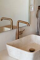 Krios Luxury Suites