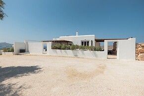 Krios Luxury Suites