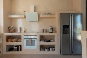 Krios Luxury Suites